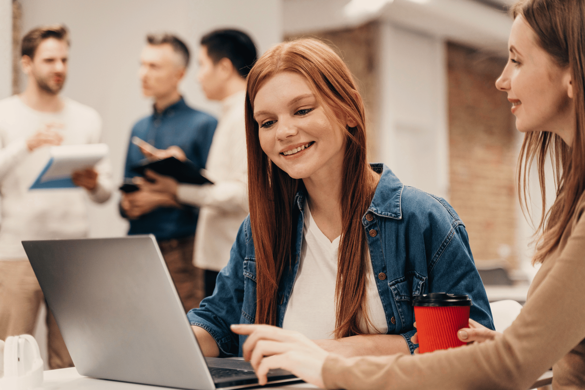 5 https://studyinswitzerland.vn/wp-content/uploads/2025/12/5-3.png